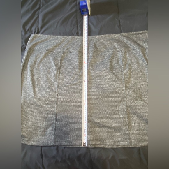 PLUS SIZE grey mini skirt size 5x - Picture 3 of 3